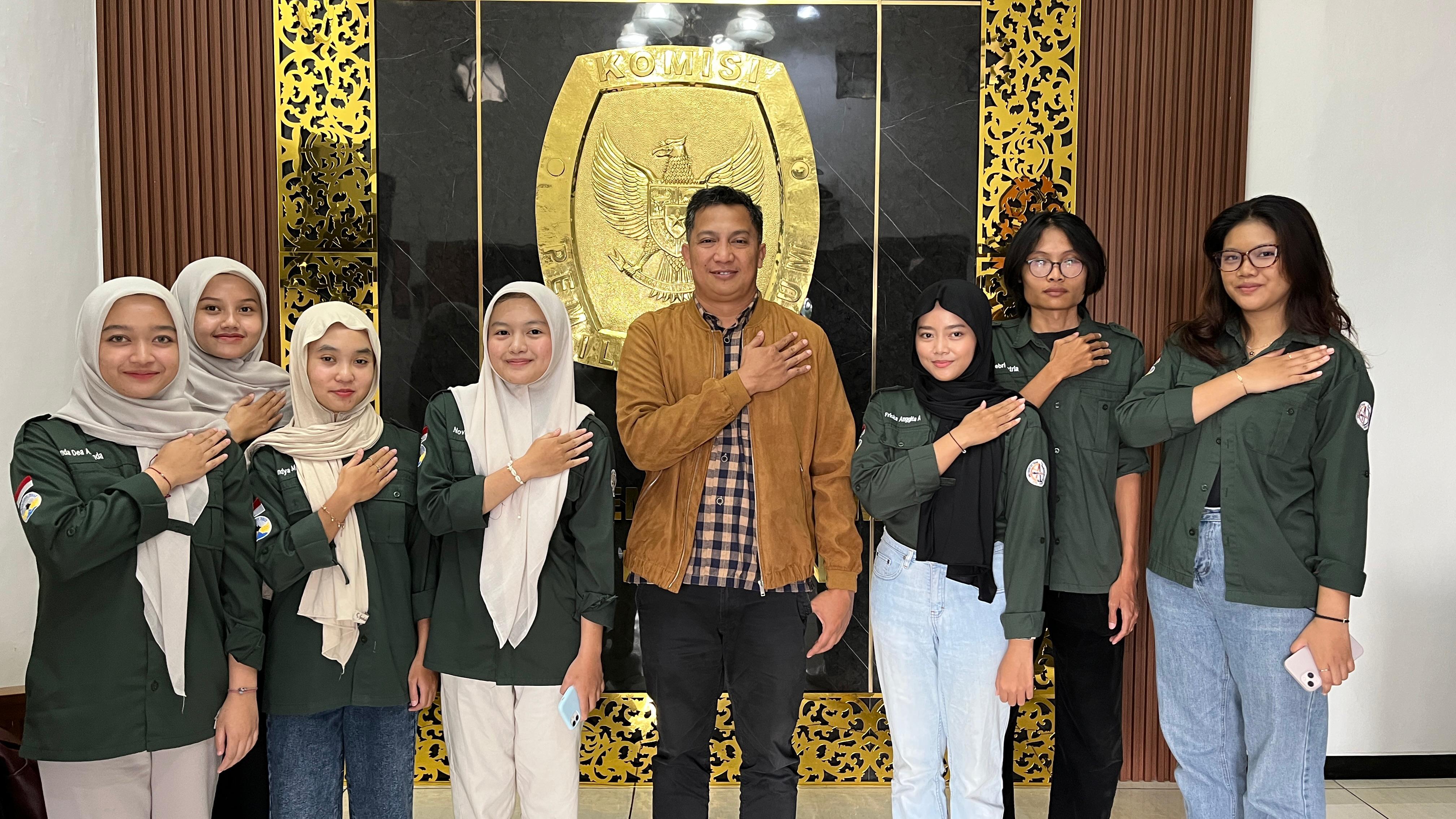 Kunjungan Mahasiswa Universitas Tidar Magelang untuk data Tugas Kuliah Patologi Birokrasi